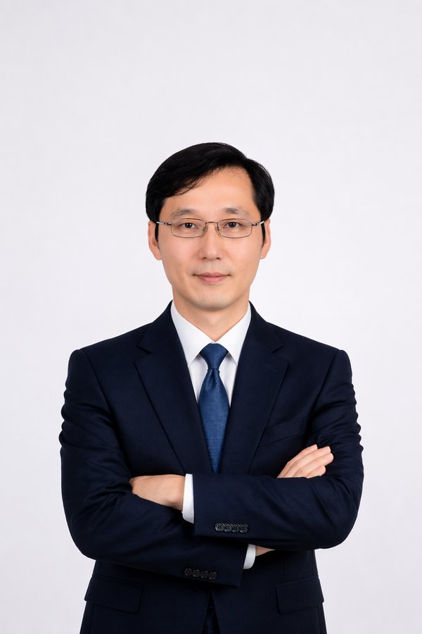 黃博仁 Raymon Huang